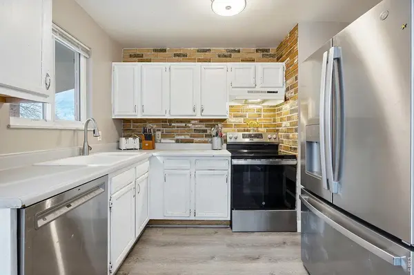 10569 Pierson Cir, Broomfield, CO 80021-3523