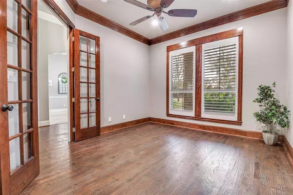 7251 Colwell Drive, Midlothian, TX 76065