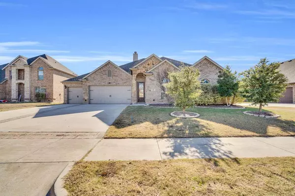 430 Hillstone Drive, Midlothian, TX 76065