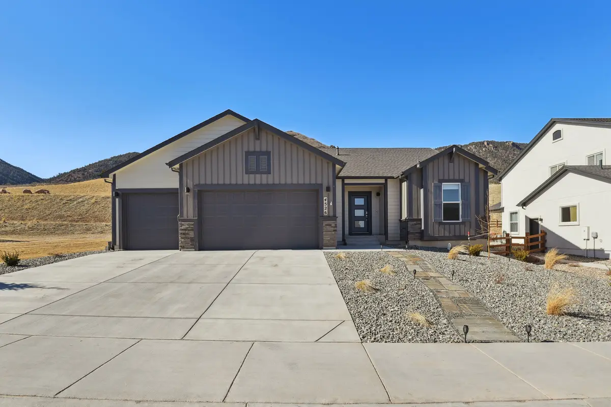 4526 Mesa Top Dr, Monument, CO 80132-7197