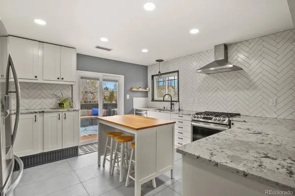 7947 W Brook DR, Littleton, CO 80128