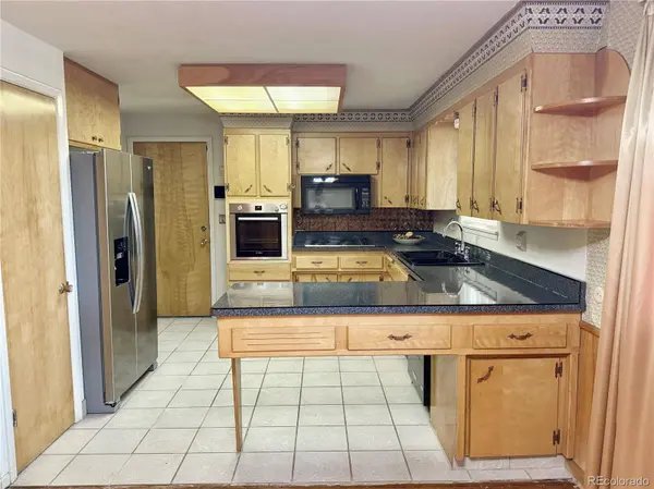 8188 Pecos WAY, Denver, CO 80221