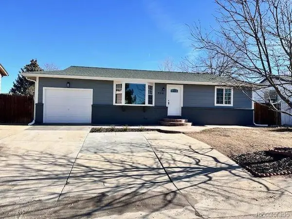 908 Applewood CT, Fort Lupton, CO 80621