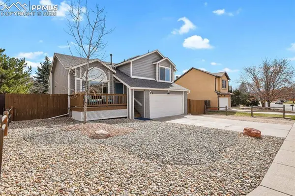 3960 Dolphin CIR, Colorado Springs, CO 80918