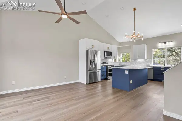 3960 Dolphin CIR, Colorado Springs, CO 80918