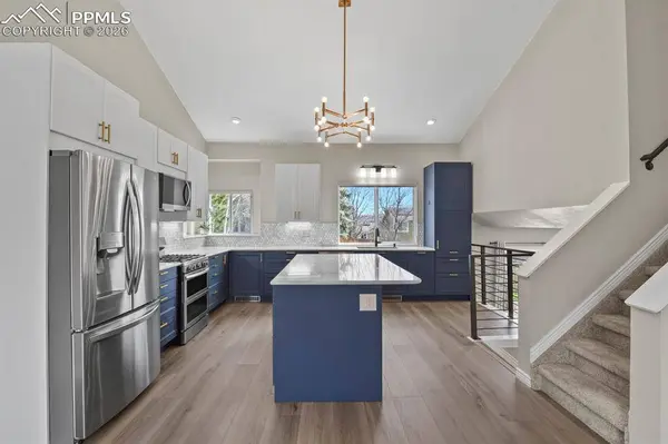 3960 Dolphin CIR, Colorado Springs, CO 80918