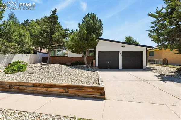 2313 Lockhaven DR, Colorado Springs, CO 80909