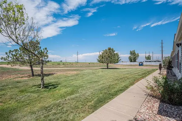 8260 County Road 39, Fort Lupton, CO 80621-9116