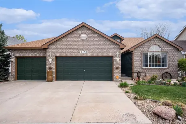 2190 Coyote Creek Dr, Fort Lupton, CO 80621-4622