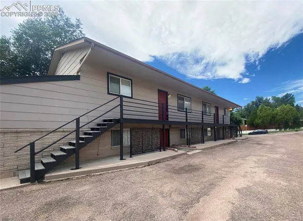 211 University DR, Colorado Springs, CO 80910
