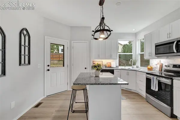 8335 Saint Helena DR, Colorado Springs, CO 80920