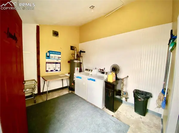 211 University DR, Colorado Springs, CO 80910