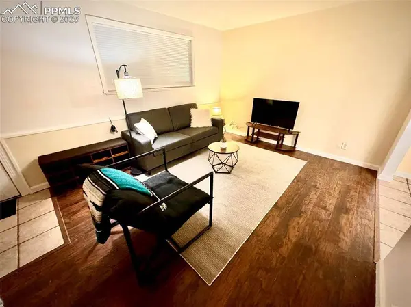 211 University DR, Colorado Springs, CO 80910