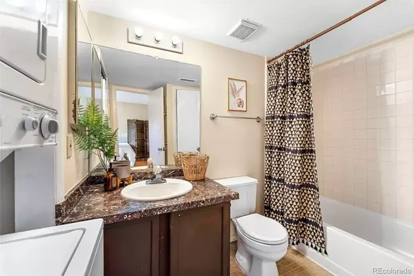 3050 W 32nd Ave, Denver, CO 80211-3201