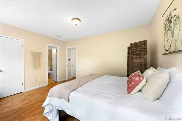 3050 W 32nd Ave, Denver, CO 80211-3201