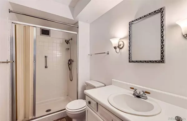 6940 E Girard AVE #307, Denver, CO 80224