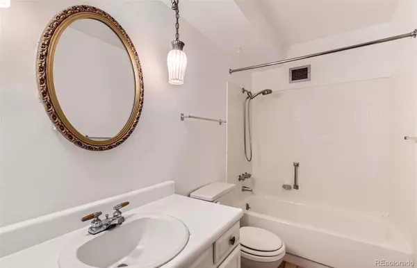 6940 E Girard AVE #307, Denver, CO 80224