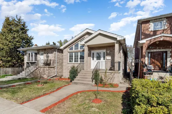 4443 N Newland Avenue, Harwood Heights, IL 60706