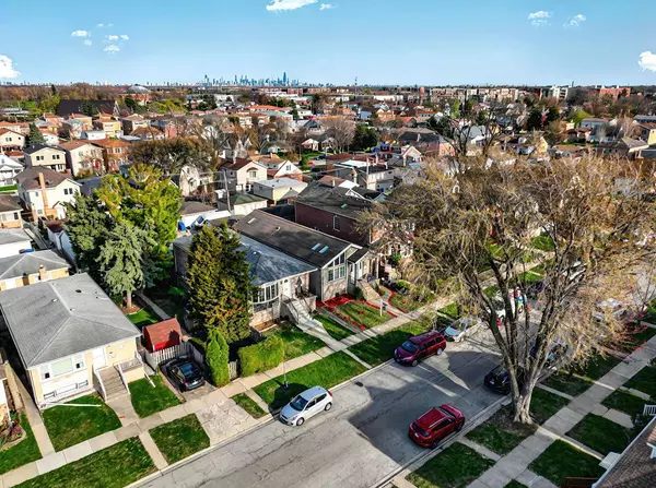 4443 N Newland Avenue, Harwood Heights, IL 60706