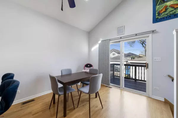 4443 N Newland Avenue, Harwood Heights, IL 60706