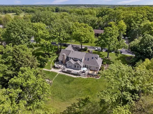 29w280 Old Wayne Court, West Chicago, IL 60185