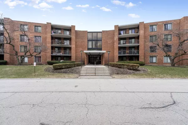 1615 E Central Road #410B, Arlington Heights, IL 60005