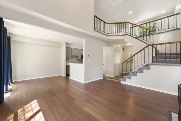 1500 Golfview Drive, Glendale Heights, IL 60139