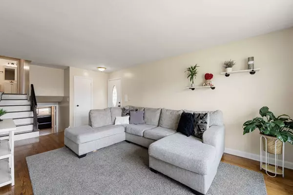 3837 Emerson Drive, Schiller Park, IL 60176