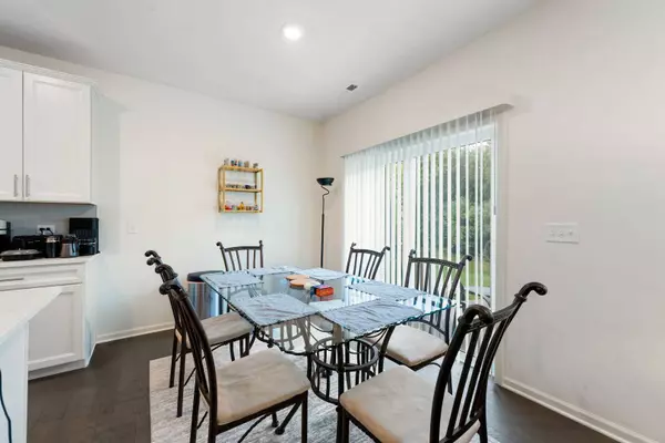 2666 Martini Street, Mundelein, IL 60060