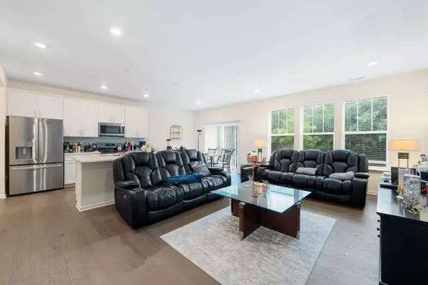 2666 Martini Street, Mundelein, IL 60060