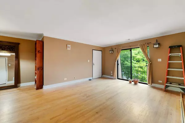 1520 S Fairfield Avenue #32C, Lombard, IL 60148