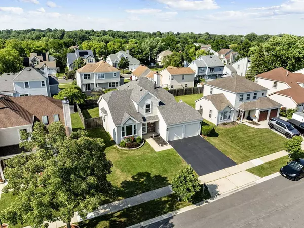 24 Fillmore Lane, Streamwood, IL 60107