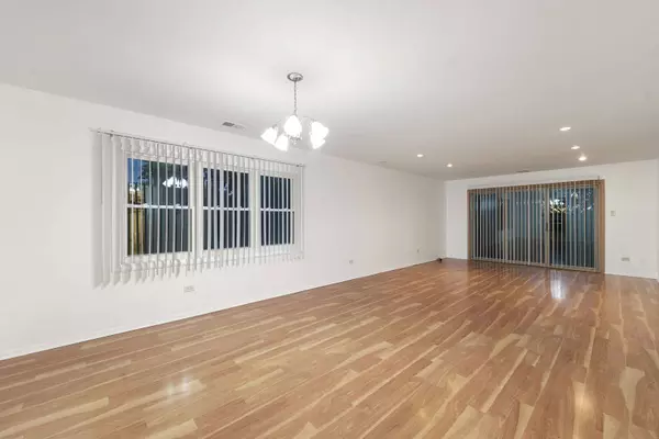 1941 N 19th Avenue #2, Melrose Park, IL 60160