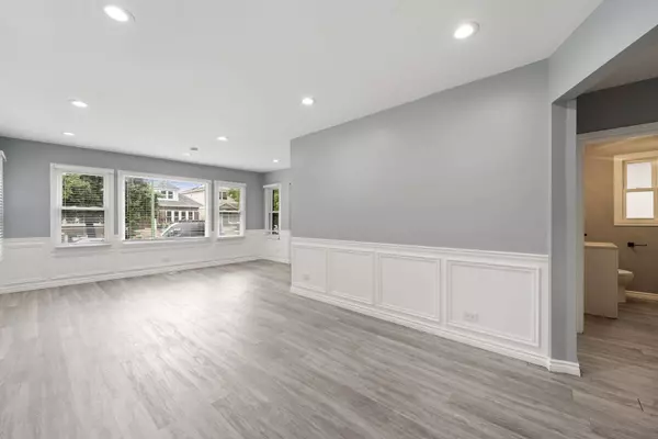 4630 W Montana Street, Chicago, IL 60639