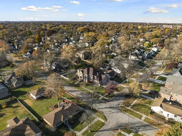 200 N School Street, Mount Prospect, IL 60056