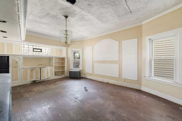 1059 N Lorel Avenue, Chicago, IL 60651