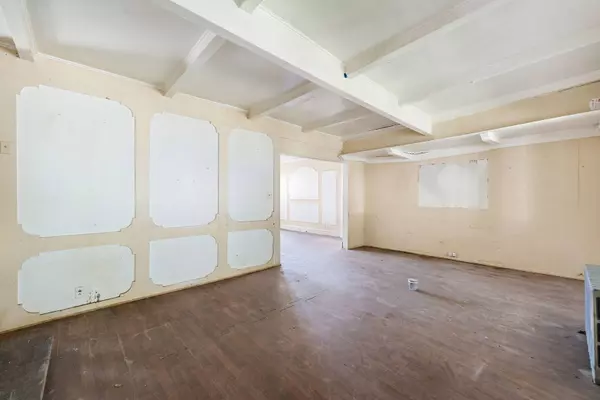 1059 N Lorel Avenue, Chicago, IL 60651