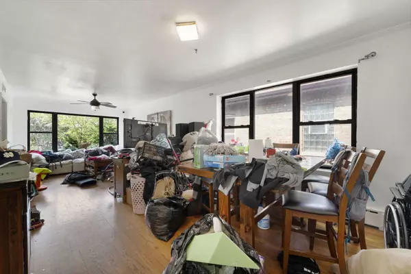 4655 N Keating Avenue, Chicago, IL 60630