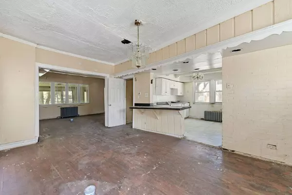 1059 N Lorel Avenue, Chicago, IL 60651