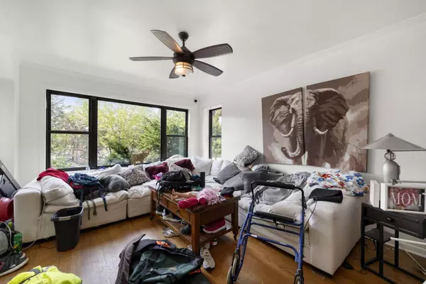 4655 N Keating Avenue, Chicago, IL 60630