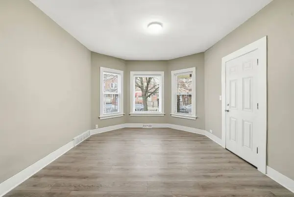 1217 N Harding Avenue, Chicago, IL 60651