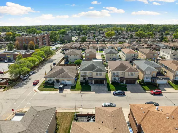 8427 W Windsor Avenue #2, Chicago, IL 60656