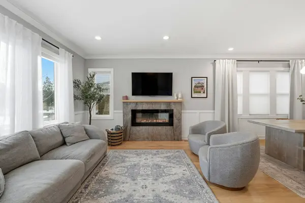 3806 N Nordica Avenue, Chicago, IL 60634