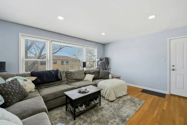 7519 W Fullerton Avenue #2S, Elmwood Park, IL 60707