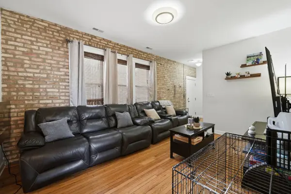 4343 N Sacramento AVE #2A, Chicago, IL 60618