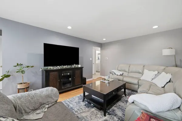 3349 N Osage AVE, Chicago, IL 60634