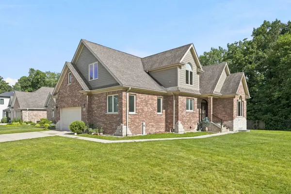 388 Preserve LN