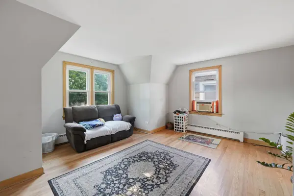 4923 N Mason AVE, Chicago, IL 60630