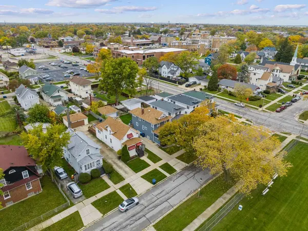 606 S 2nd AVE, Maywood, IL 60153