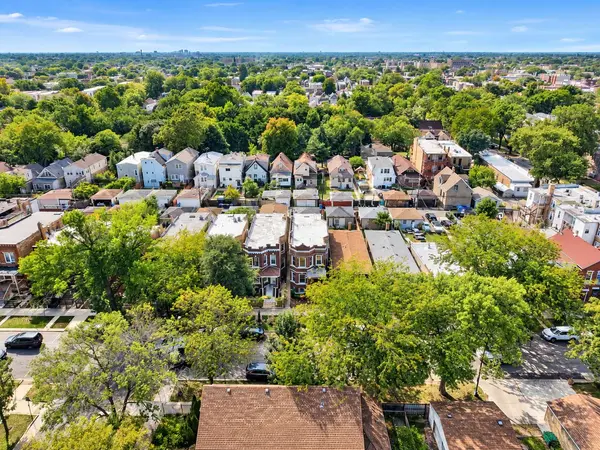 1438 N Central Park AVE, Chicago, IL 60651
